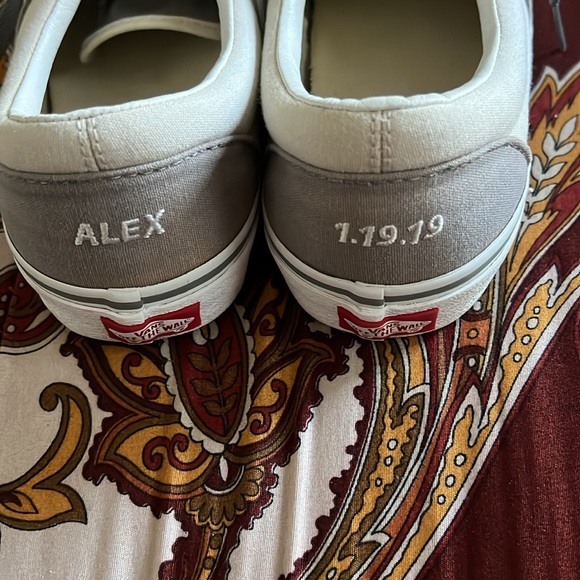 Men size 9.5 Vans. Good condition. Has Alex on the back of the left shoe - Picture 3 of 5